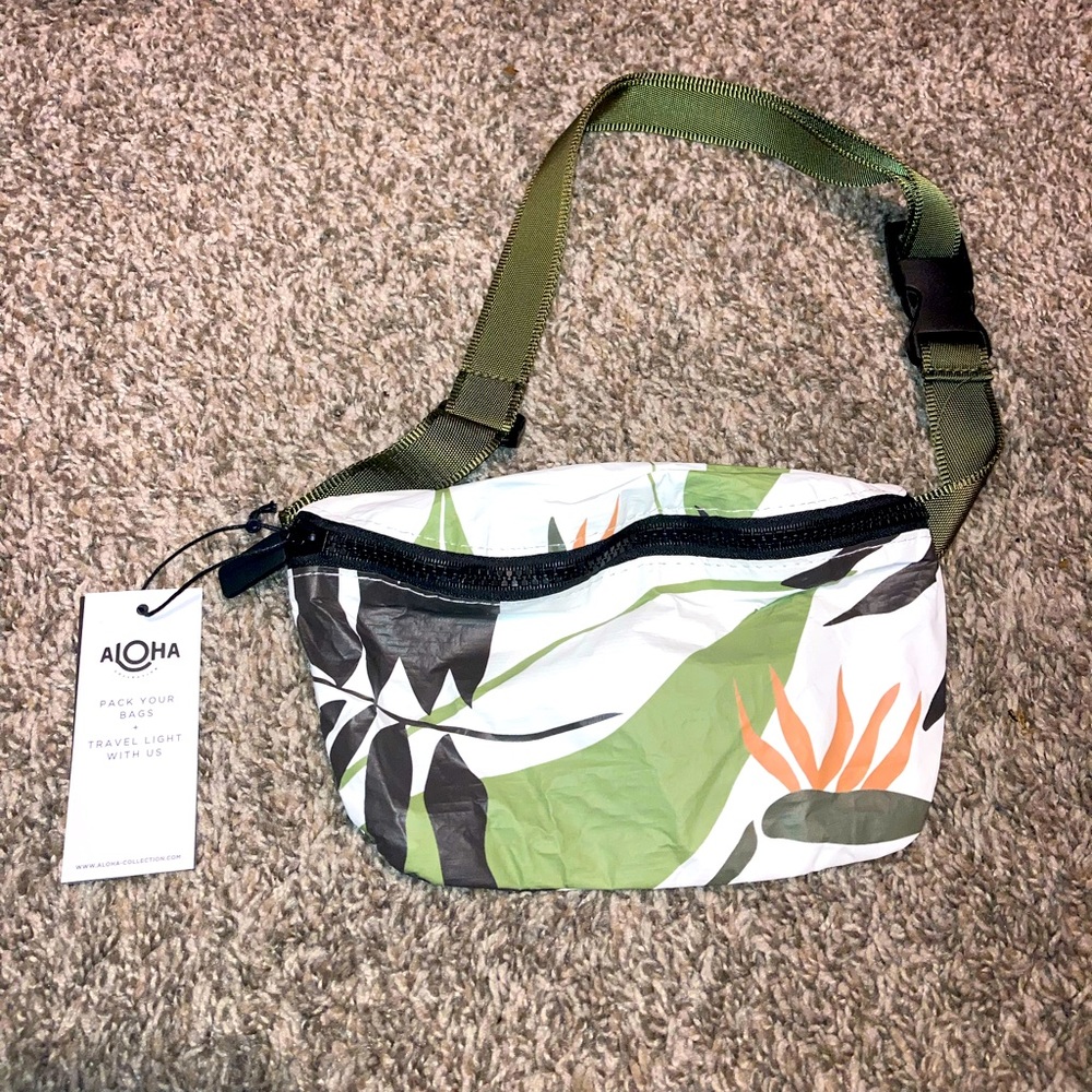 Aloha Collection Painted Birds Mini Hip Pack